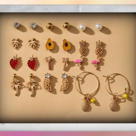 2/$20🌼12 Pairs Cute Earrings Studs NWOT - Picture 3 of 3